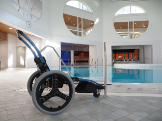Bathing wheelchair Bathing wheelchair